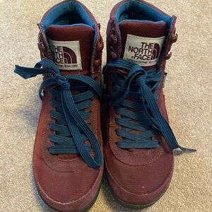 Women's North Face High Tops / Boots size 8